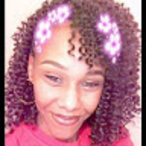 Meet your Posher, Latisha